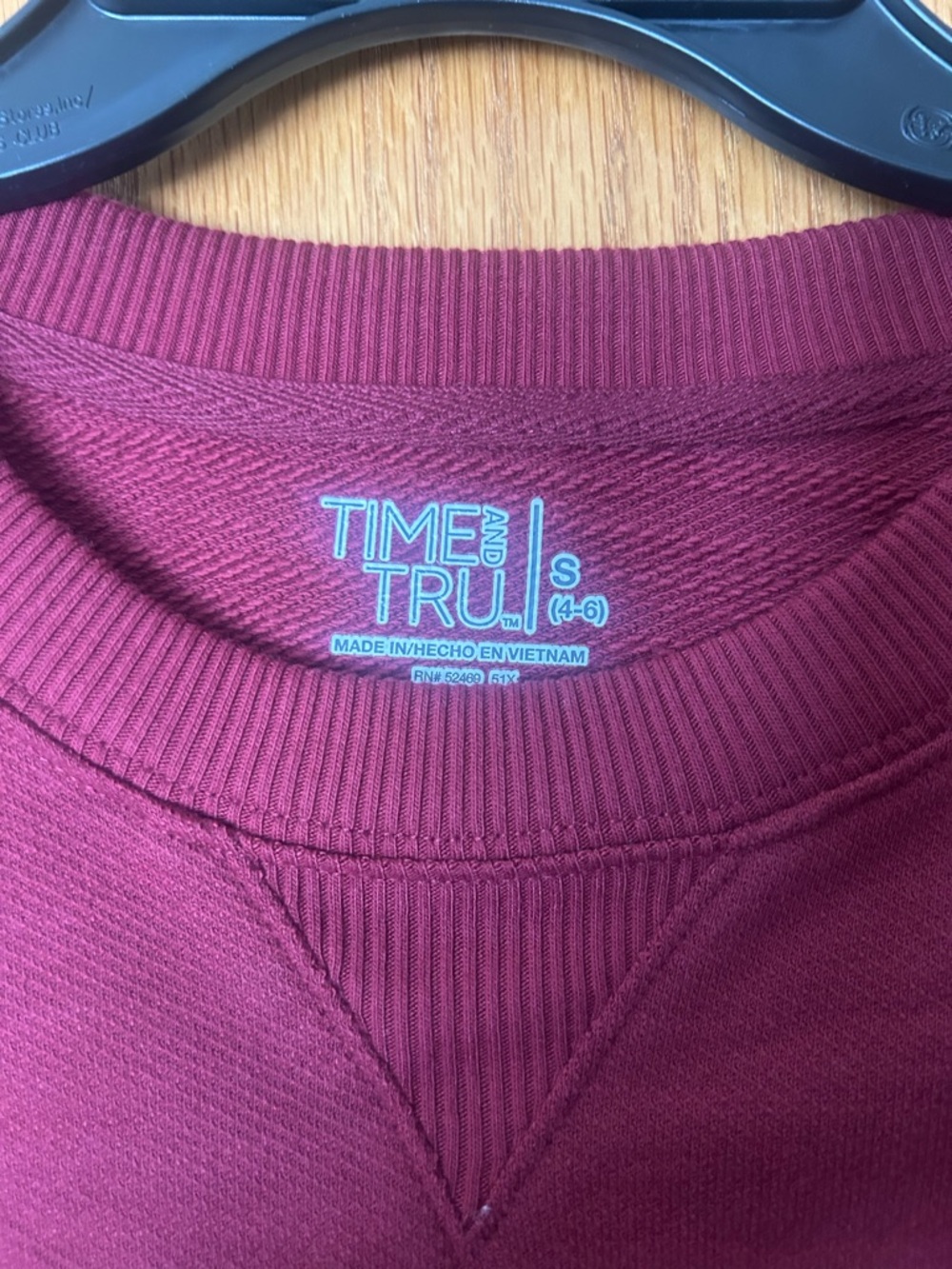 Time and Tru Wine Punch Pullover Sweatshirt